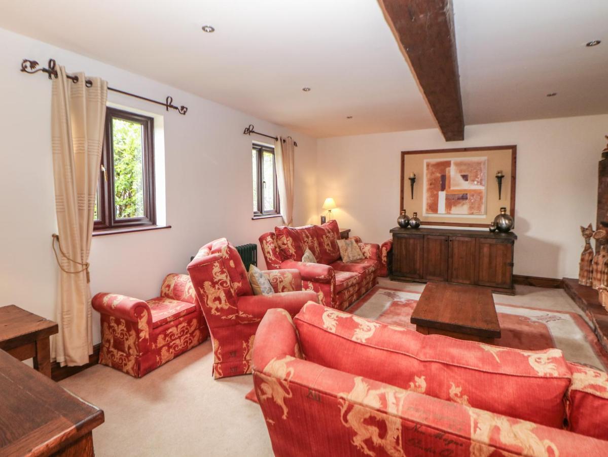 The Haybarn Villa Lichfield Ngoại thất bức ảnh