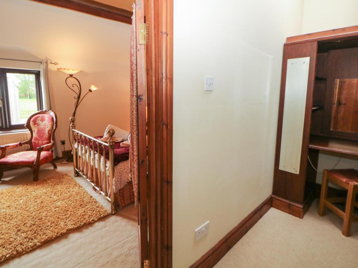 The Haybarn Villa Lichfield Ngoại thất bức ảnh